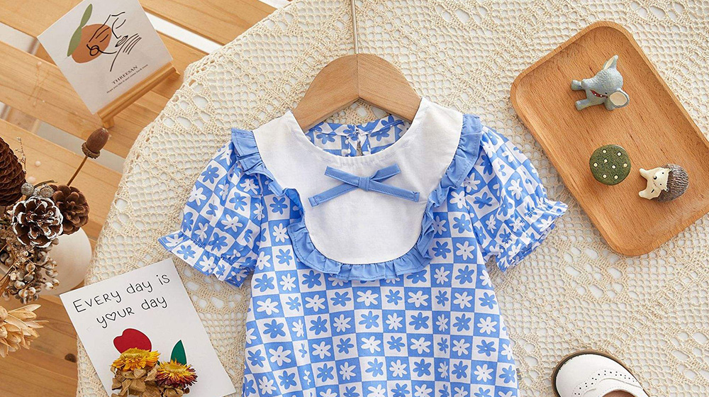 消費(fèi)者選購(gòu)嬰幼兒服裝應(yīng)注意什么？